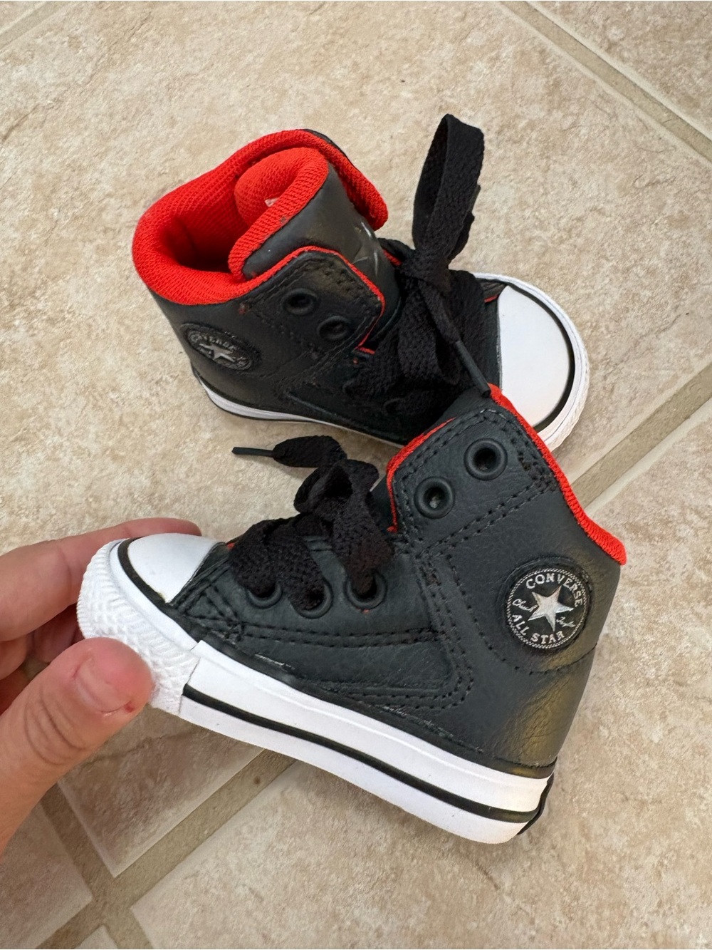 Converse Chuck Taylor All Star High Street sneakers baby size 2